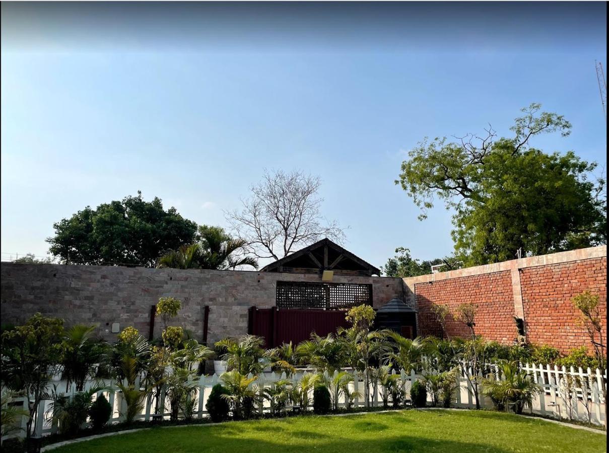 Yashmay Villa Club & Resort Gonda المظهر الخارجي الصورة