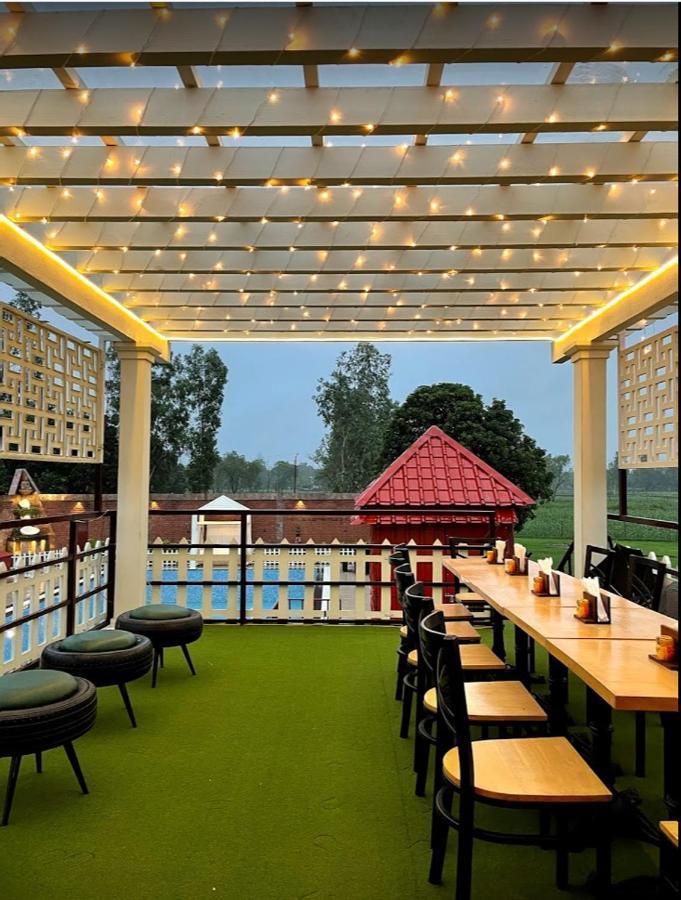 Yashmay Villa Club & Resort Gonda المظهر الخارجي الصورة