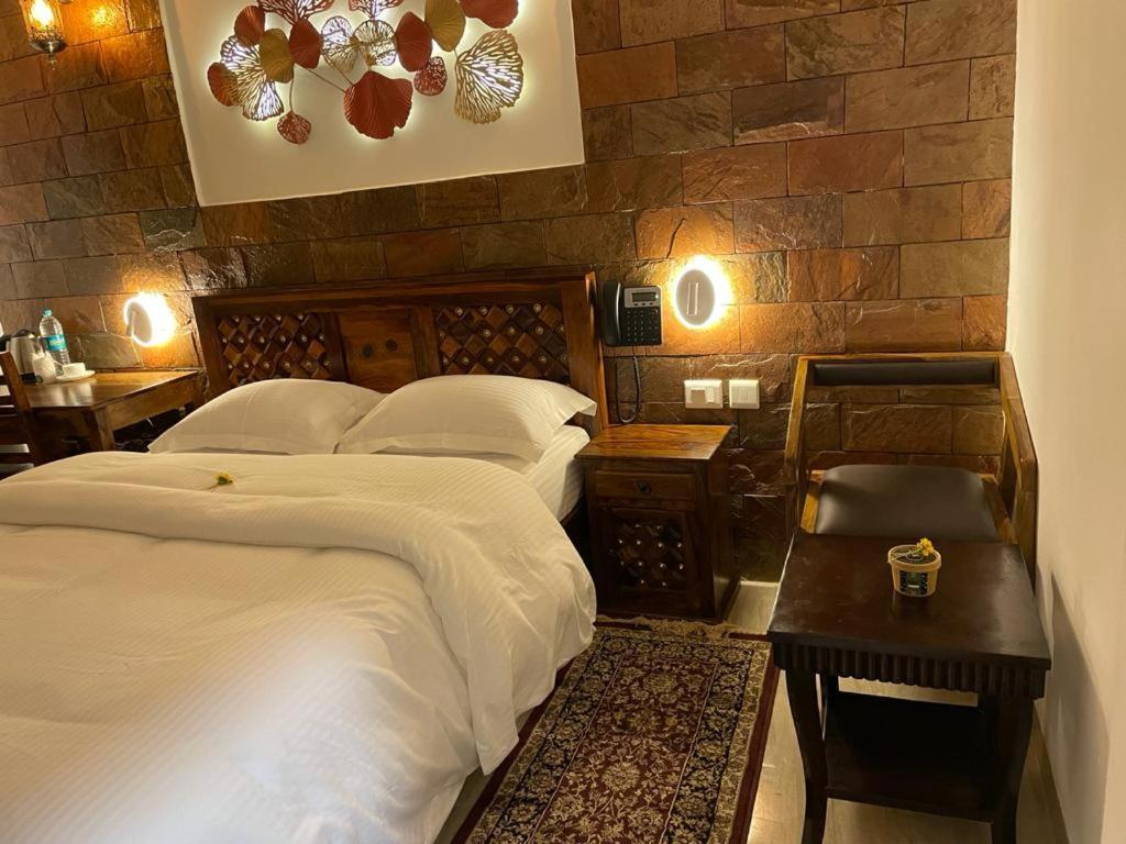 Yashmay Villa Club & Resort Gonda المظهر الخارجي الصورة